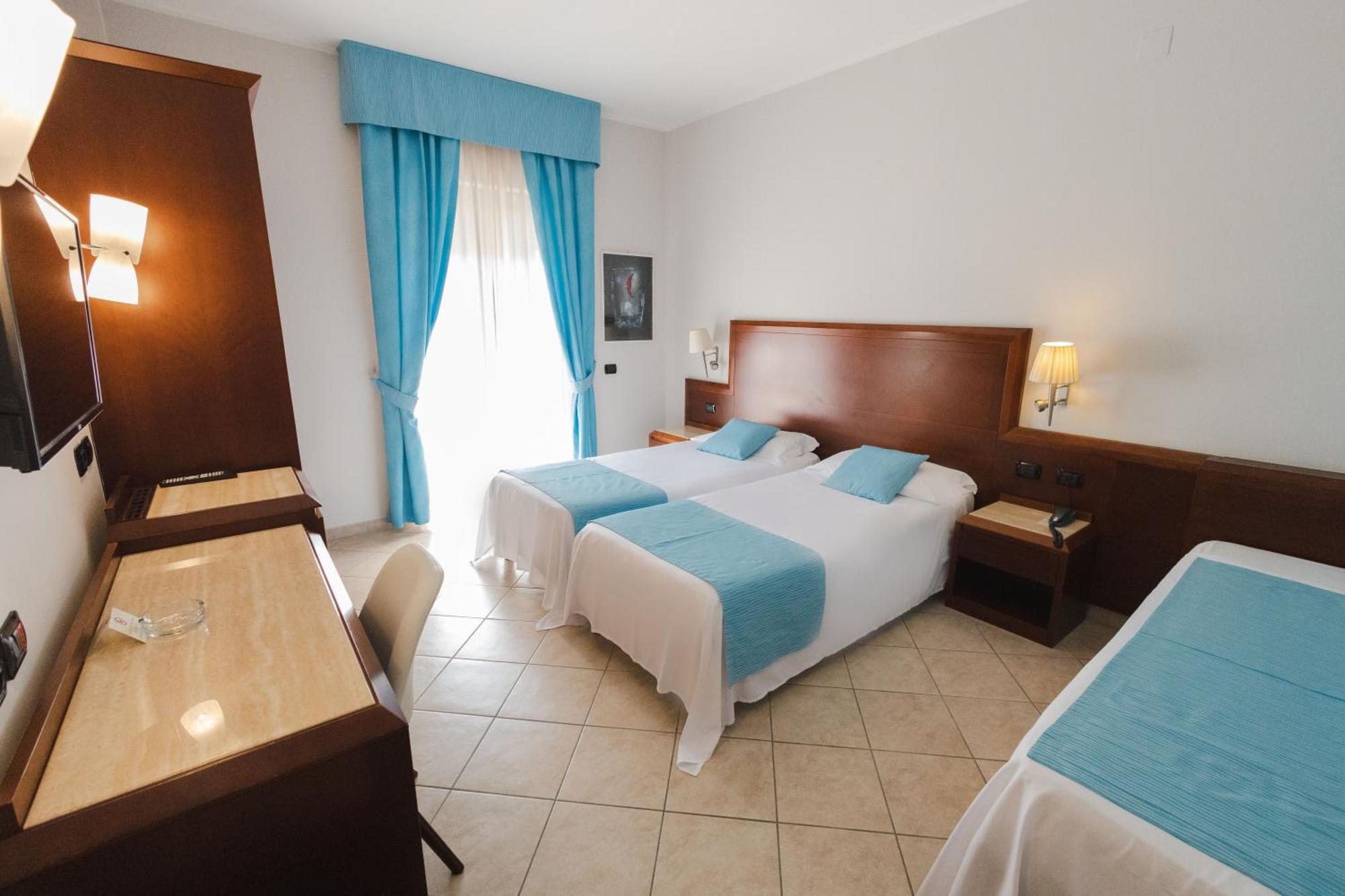 Hotel Le Palme بييسْتوم المظهر الخارجي الصورة