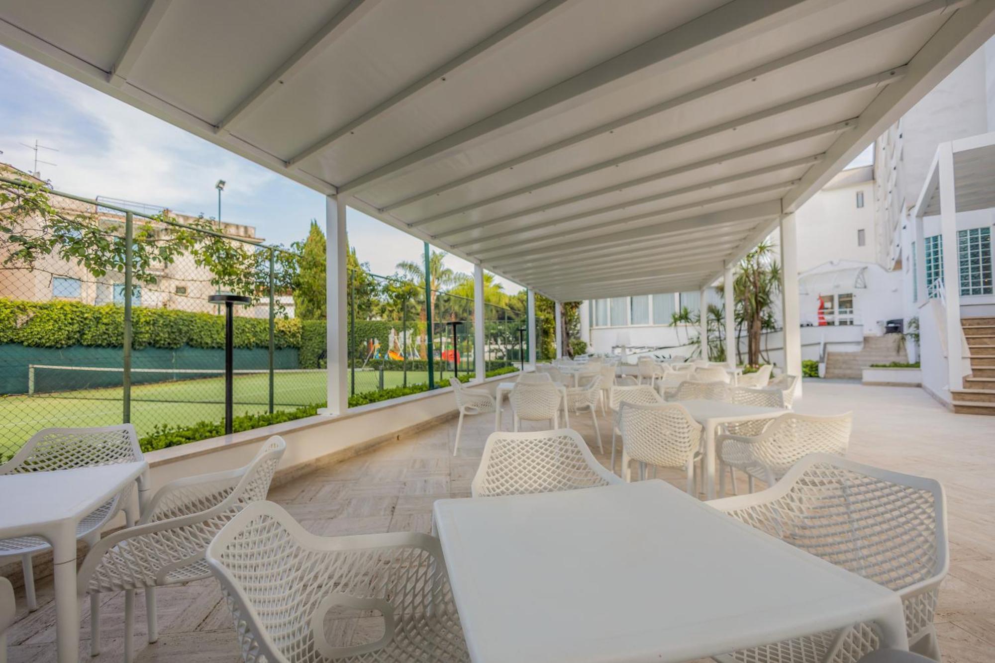 Hotel Le Palme بييسْتوم المظهر الخارجي الصورة