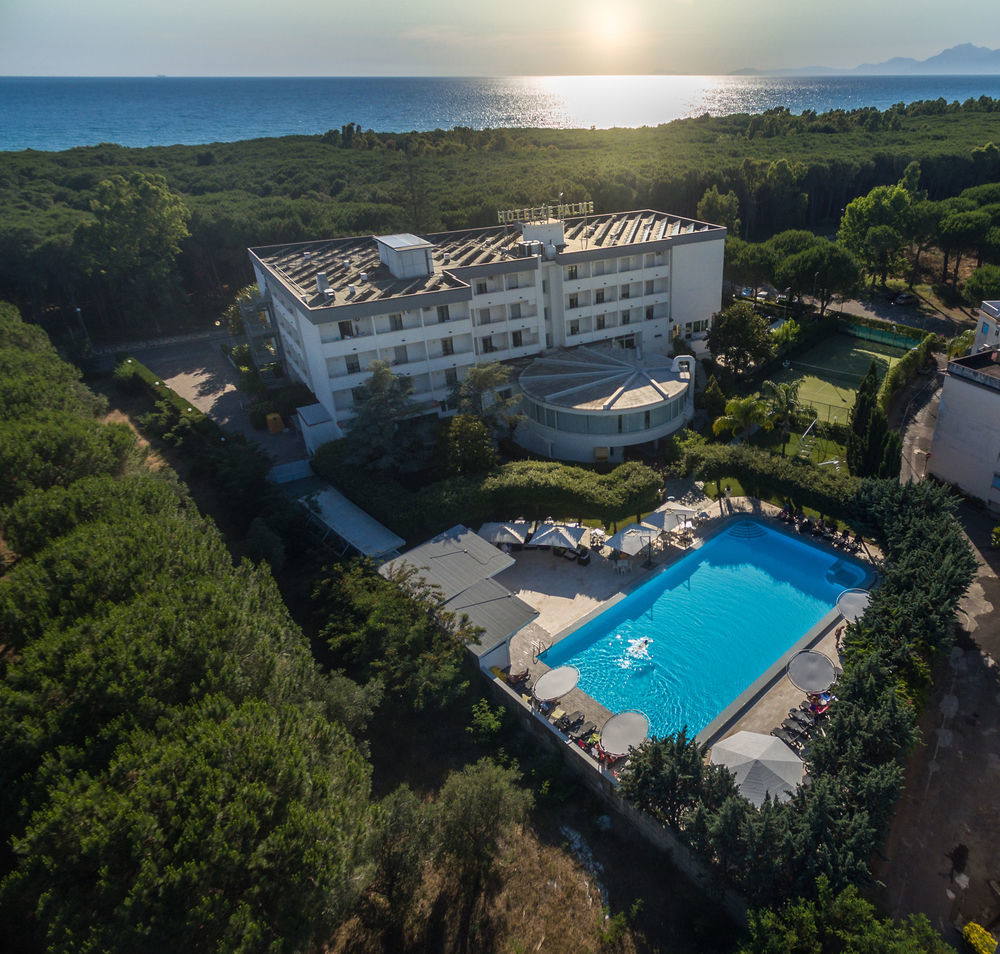 Hotel Le Palme بييسْتوم المظهر الخارجي الصورة